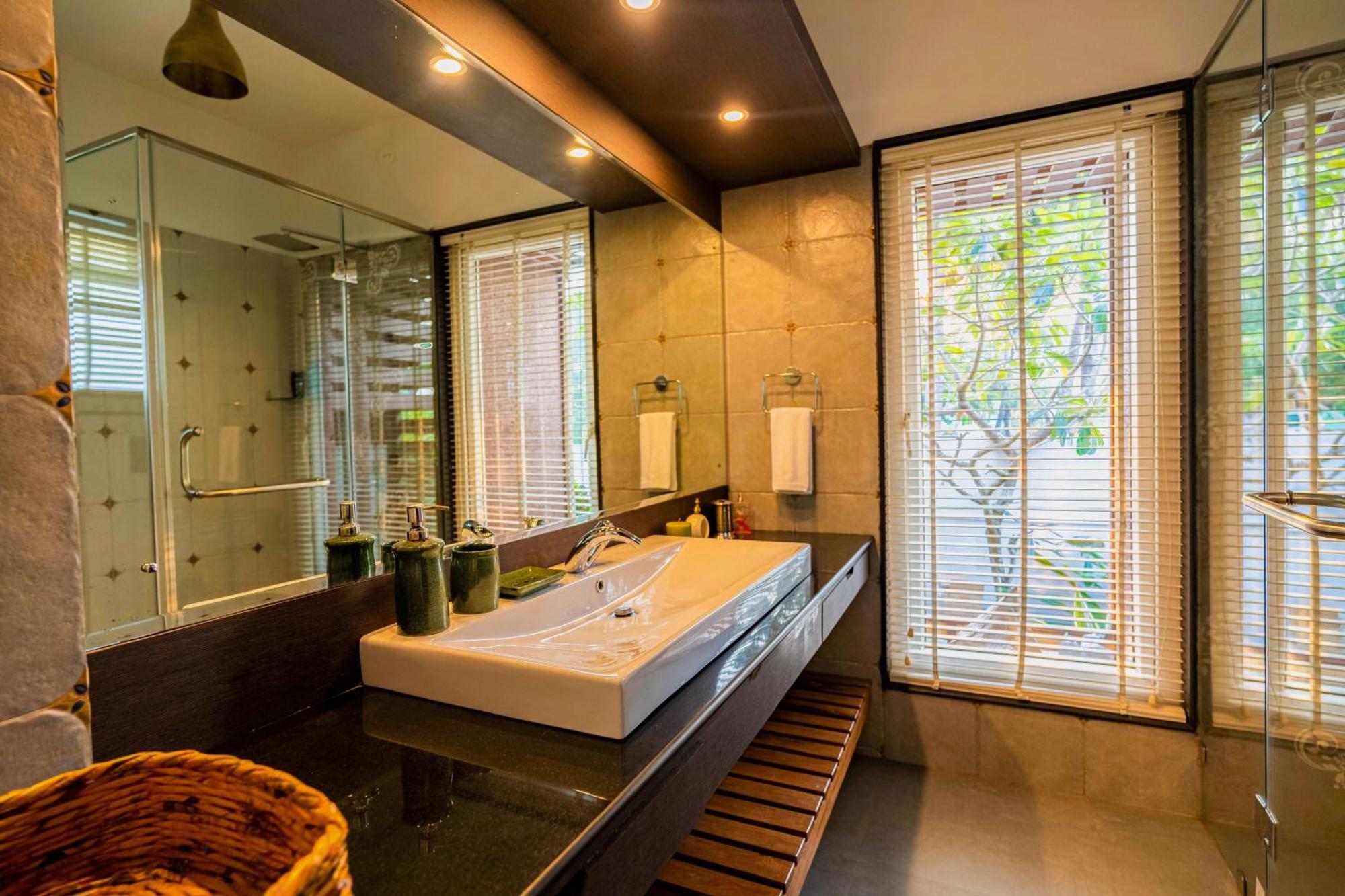 Monsoon Manor Villa Nerul (Goa)